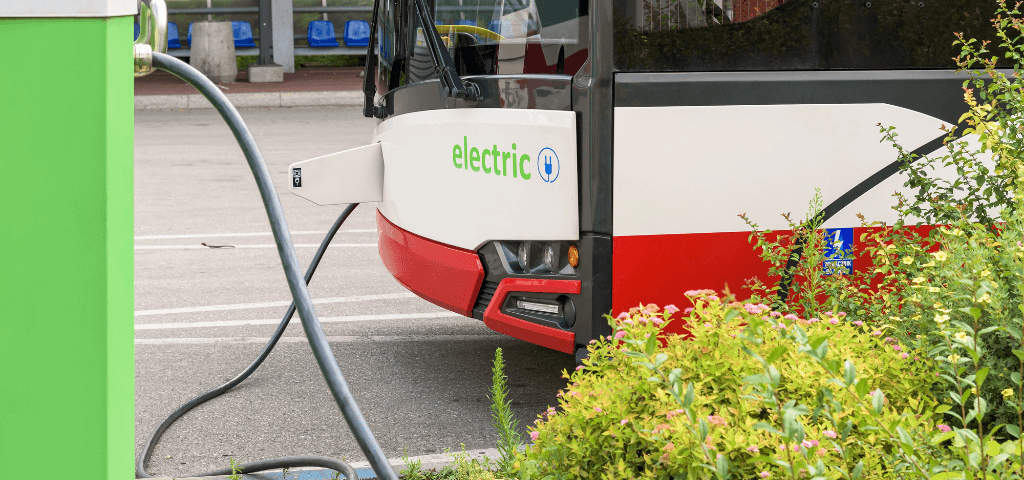 autobus elektryczny i cng